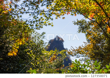 Autumn in Shodoshima - Autumn leaves in Kankakei Gorge - Twelve Views of the Front (Tamashunmine) Autumn in Shodoshima - Autumn leaves in Kankakei Gorge - Twelve Views of the Front (Tamashunmine) 127358071