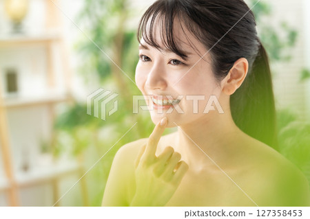 Beauty Young lady 127358453