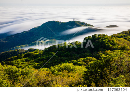 【新潟縣_佐渡天際線】佐渡島全景，遠處可見大陸 127362504