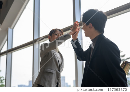 高接觸業務 127363870
