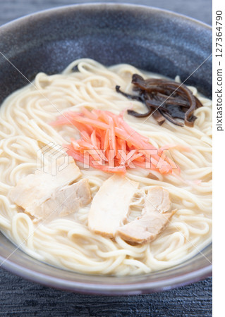 美味的九州豬骨拉麵 美味的九州豬骨拉麵 127364790
