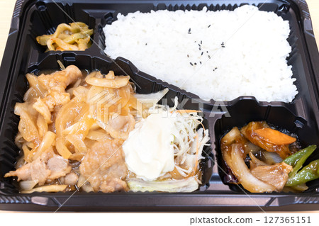 美味薑汁豬肉中式午餐盒 美味薑汁豬肉中式午餐盒 127365151