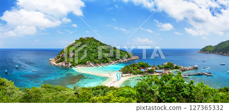 Panorama of amazing Nang Yuan Island, near Koh Tao, in Thailand. Panorama of amazing Nang Yuan Island, near Koh Tao, in Thailand. 127365332