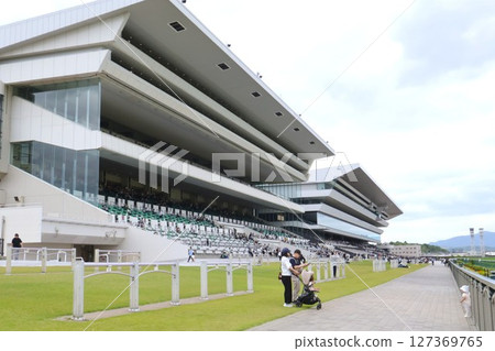 Kyoto Racecourse on a sunny day 127369765