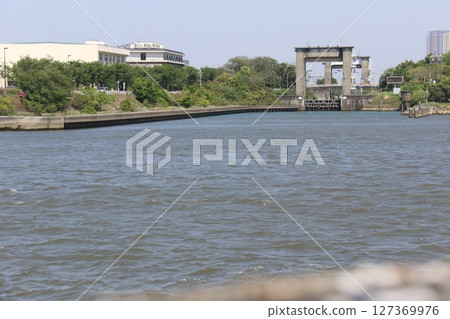 Edogawa Water Lock Gate on the Old Edogawa River 127369976