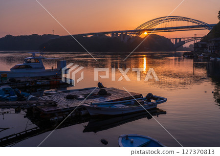 <Nagasaki Prefecture> Dawn at Saikai Bridge and Hario Seto <Nagasaki Prefecture> Dawn at Saikai Bridge and Hario Seto 127370813