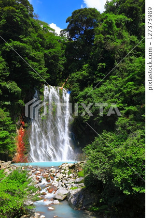 [Kagoshima Prefecture] Clear skies at Kirishima Onsen Village Yunotaki (Maruo Falls) 127373989