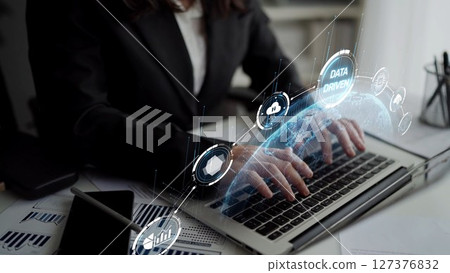 Data Driven Technology for Business Intelligence, Analytics, and Cloud Muxer Data Driven Technology for Business Intelligence, Analytics, and Cloud Muxer 127376832