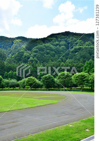 鹿沼市蘆野綜合運動公園田徑場 鹿沼市蘆野綜合運動公園田徑場 127381239