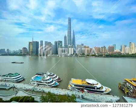 Shanghai's Pudong New District, where skyscrapers stand side by side Shanghai's Pudong New District, where skyscrapers stand side by side 127381279