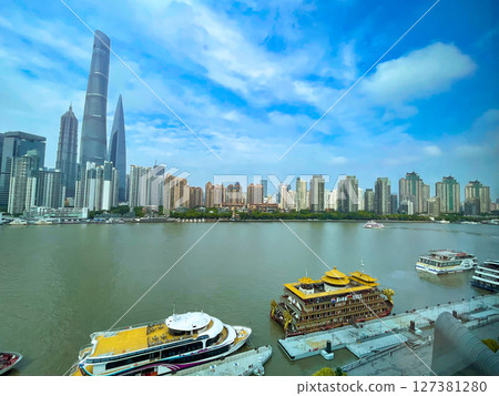 Shanghai's Pudong New District, where skyscrapers stand side by side 127381280