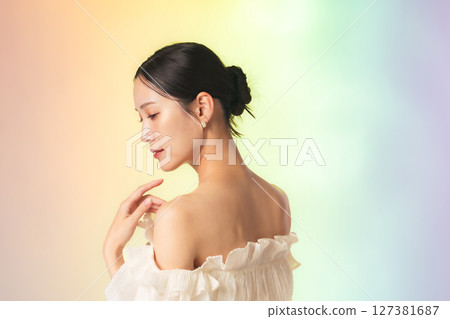 Stylish women's beauty and skin care images Stylish women's beauty and skin care images 127381687