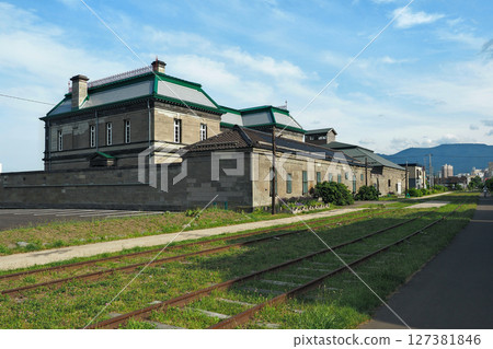 Otaru: The former Japanese National Railways Temiya Line and the former Nippon Yusen Co., Ltd. Otaru Branch, a nationally designated important cultural property 127381846