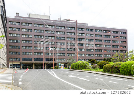 Mie Prefectural Government Office Main Building Mie Prefectural Government Office Main Building 127382662