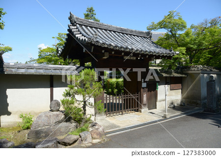 Makigoan Mountain Gate, Fukuchicho, Nanzenji, Sakyo Ward, Kyoto City 127383000