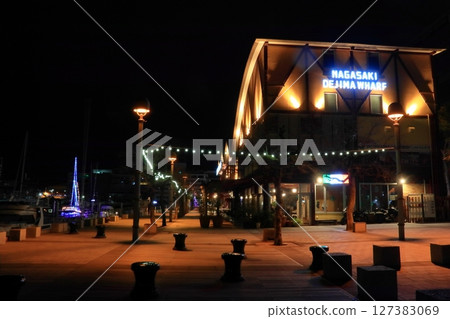 Nagasaki Dejima Wharf at night (night view from the south) 127383069