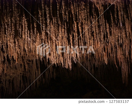 石灰岩洞穴景觀 127383137