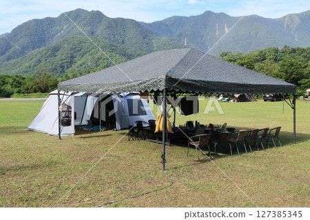露營帳篷 127385345