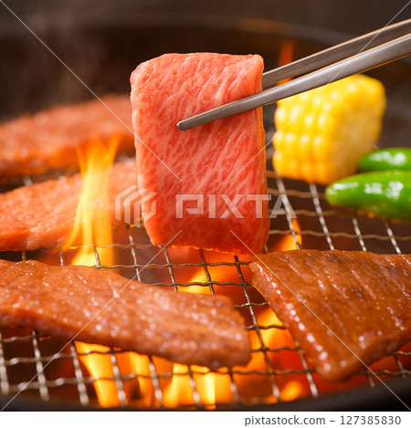 Where you are grilling yakiniku 127385830