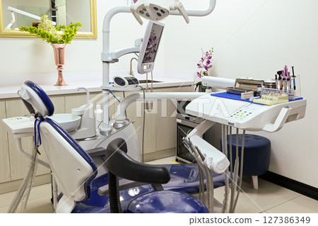 Interior view of the dental instrument in dentist clinic office Interior view of the dental instrument in dentist clinic office 127386349