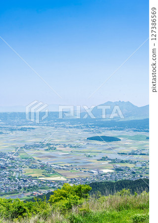 A spectacular view from Kabuto Rock Observation Point (Aso City) A spectacular view from Kabuto Rock Observation Point (Aso City) 127386569