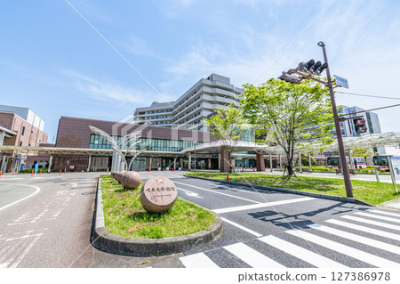 Gifu University Hospital, Gifu City, Gifu Prefecture Gifu University Hospital, Gifu City, Gifu Prefecture 127386978