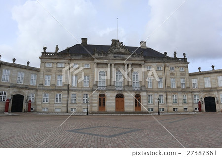 Amalienborg Palace, Copenhagen Amalienborg Palace, Copenhagen 127387361