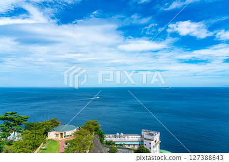 [Shizuoka Prefecture] The refreshing sea of Atami as seen from the observation deck of Atami Castle 127388843