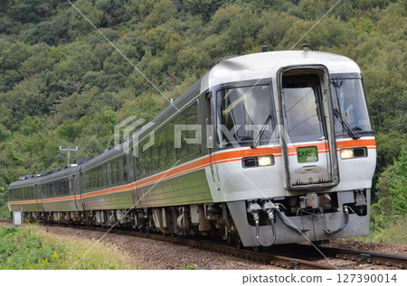 Takayama Main Line Kiha 85 Series Express Hida Takayama Main Line Kiha 85 Series Express Hida 127390014