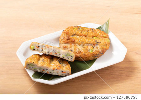 Edamame and hijiki, fried fish cakes Edamame and hijiki, fried fish cakes 127390753