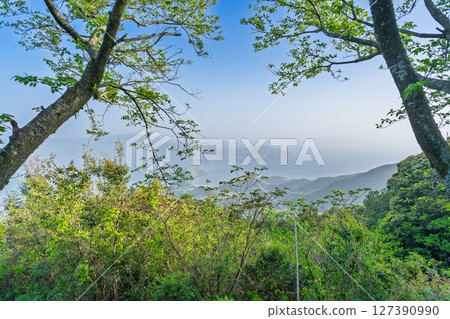 The view from Kuratake Shrine "Kuratake, the highest peak in the Amakusa Islands (682m above sea level)" Kuratake, Amakusa City 127390990