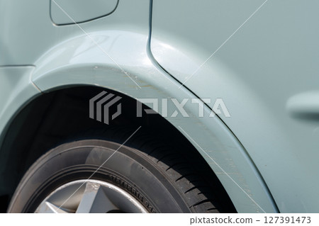 Car wound 127391473