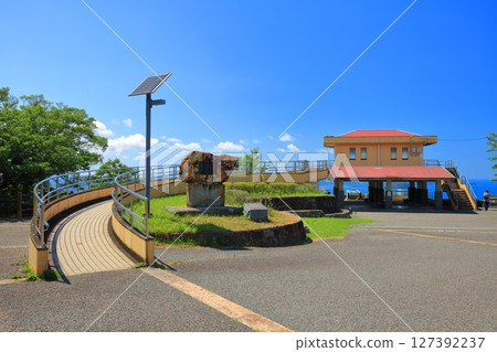[Saga Prefecture] Kagamiyama Observation Terrace (Kagamiyama Observation Deck) on a clear day 127392237