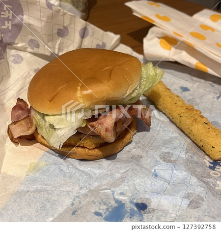 Korean Lotteria Mozzarella Cheese 127392758