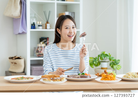 飲食 127393727