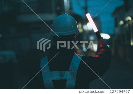 夜間保安 127394767