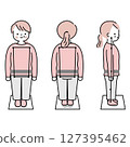 Woman with correct posture 127395462