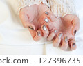 Women's hands 127396735