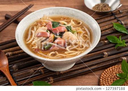 魷魚羹 魷魚羹麵 squid thick noodle soup イカのとろみスープ 魷魚羹 魷魚羹麵 squid thick noodle soup イカのとろみスープ 127397188