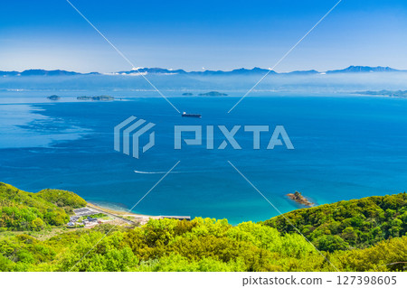 《Ehime Prefecture》View of the open sea of the Seto Inland Sea and Mt. 127398605