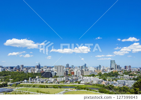 Panoramic view of Sendai city - Statue of Date Masamune on horseback 127399843