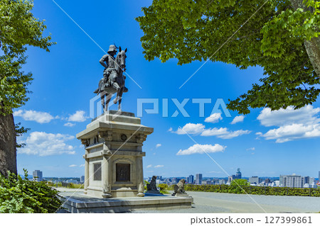 Panoramic view of Sendai city - Statue of Date Masamune on horseback Panoramic view of Sendai city - Statue of Date Masamune on horseback 127399861