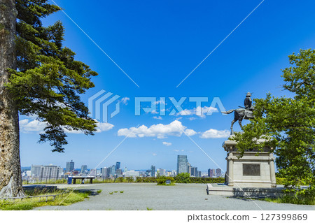 Panoramic view of Sendai city - Statue of Date Masamune on horseback Panoramic view of Sendai city - Statue of Date Masamune on horseback 127399869
