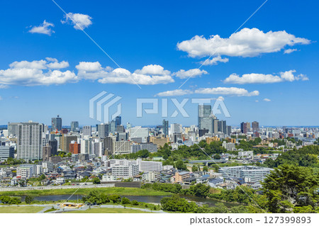 仙台市全景 - 伊達政宗騎馬像 127399893