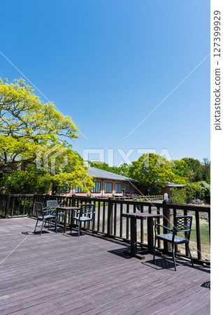 Oyanocho, Kamiamakusa City, a scenic tourist spot where you can see the ocean shining in the blue sky 127399929