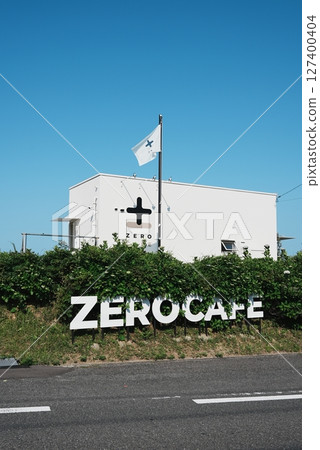 [Vertical photo] ZERO CAFE in Shimonoseki, Yamaguchi Prefecture 127400404