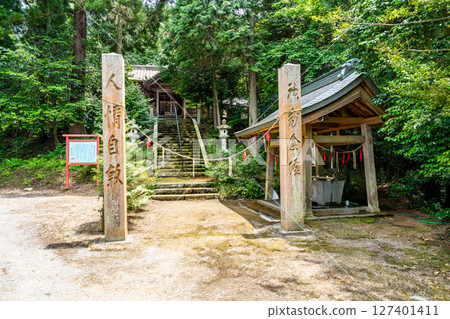 梅雨季節晴天的津森神社 1 廣島縣福山市 127401411