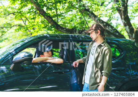 夏季休閒形象 127403804