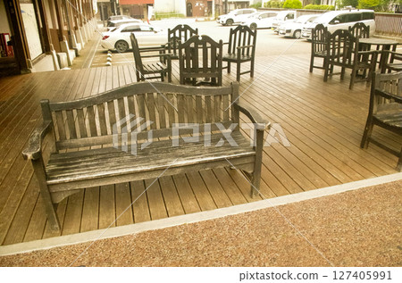 那須鹽原溫泉休息區的復古木凳 127405991