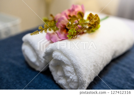 Salon room 127412316